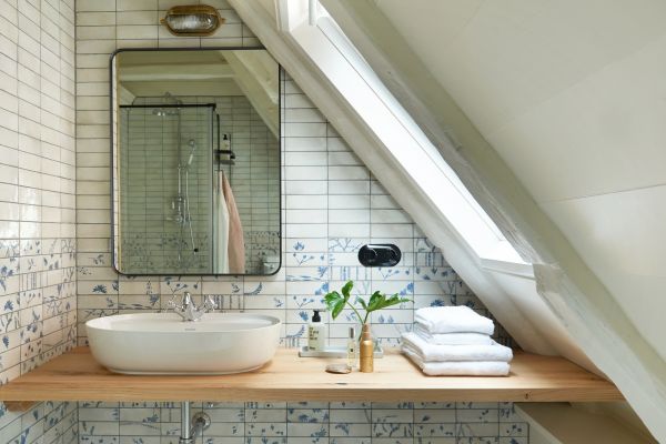 Five Rooms (Leer)